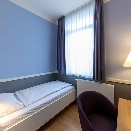 호텔 Schoenblick - Christliches Gaestezentrum 3*