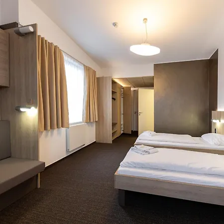 호텔 Schoenblick - Christliches Gaestezentrum 3*