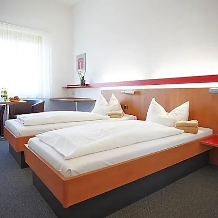 Schoenblick - Christliches Gaestezentrum Отель 3*