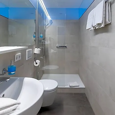 Schoenblick - Christliches Gaestezentrum Отель 3*
