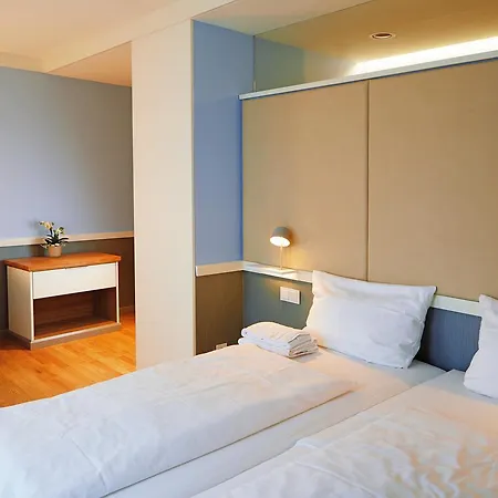 Schoenblick - Christliches Gaestezentrum ホテル Schwäbisch Gmünd